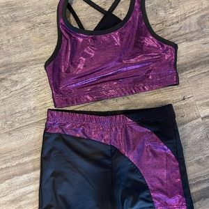 Barely Worn! Girls sports Bra and Shorts set
